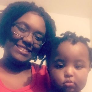 Meet your Posher, Kayla